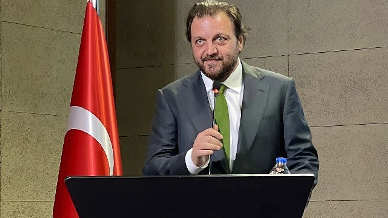 Ak Partinin Adayi Olmustu Cesmeye 241 Milyonluk Otel Ve Yat Limani Projesi 2