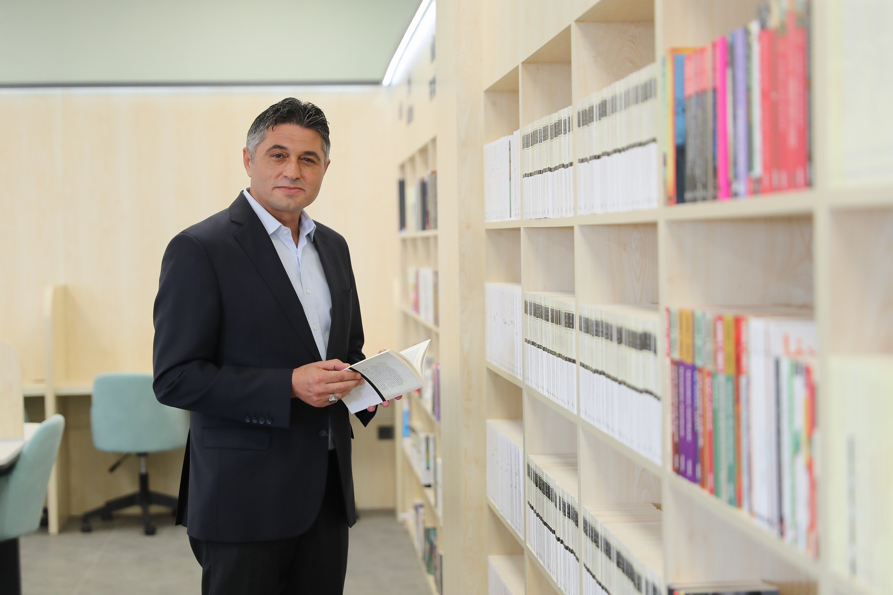 Aliaga Kent Kitapligi Yeni Eserlerle Buyumeye Devam Ediyor 1