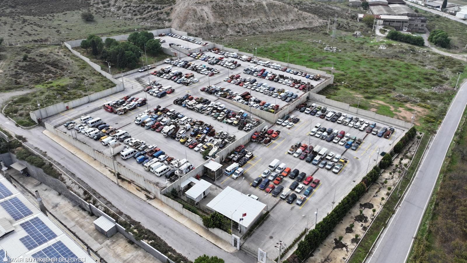 Buyuksehirden Turkiyede Bir Ilk Hurda Araclar Ekonomiye Kazandiriliyor 5