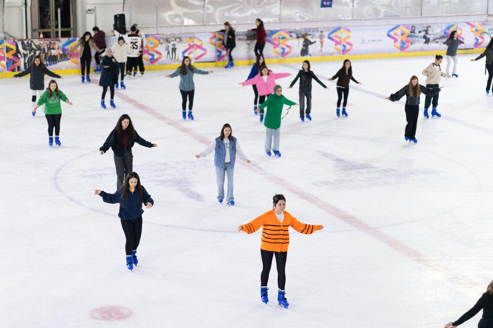 Buyuksehirin Buz Sporlari Salonu Yeni Sezona Hazir 3