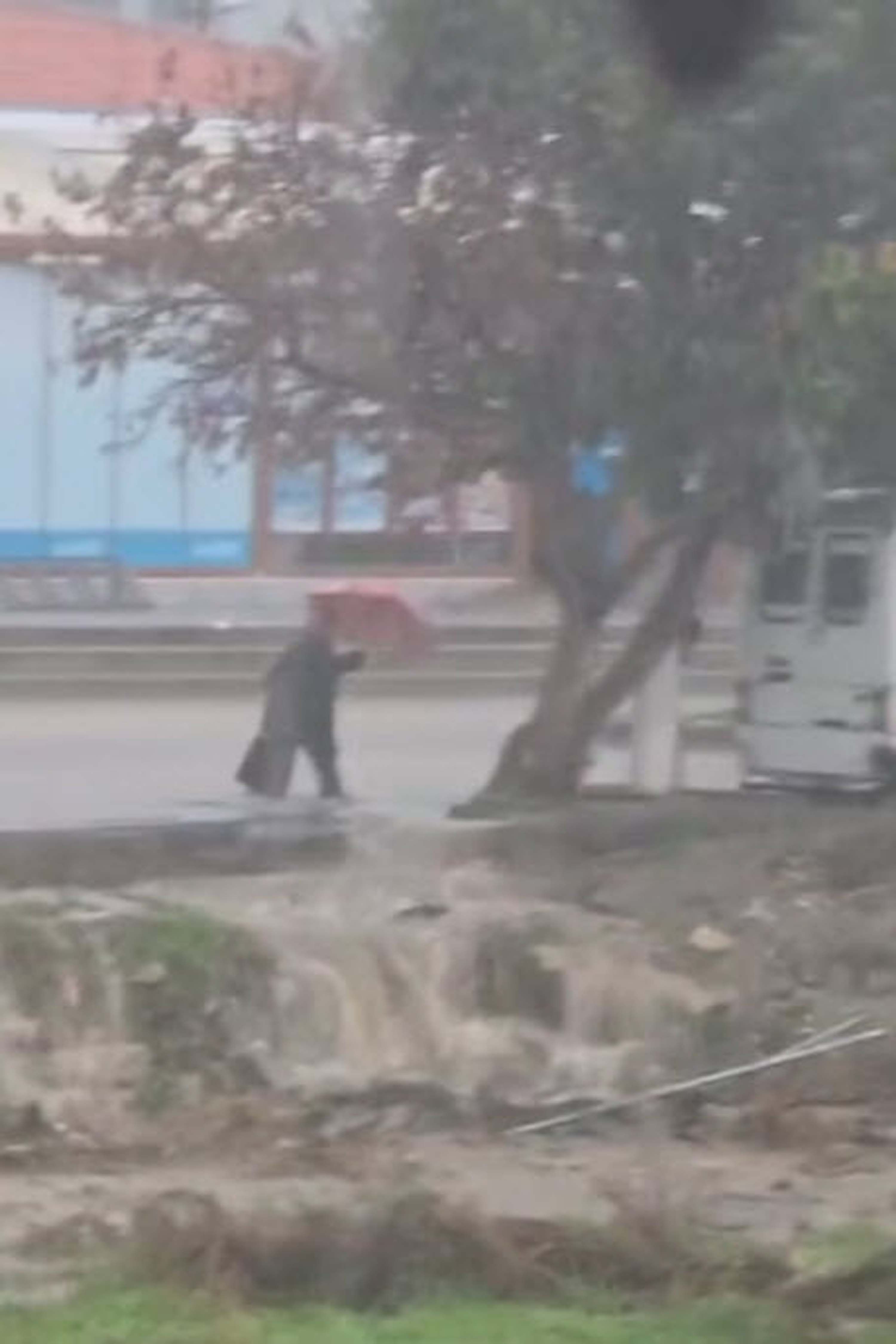 Focayi Yine Saganak Vurdu Sokaklar Gole Dondu 2