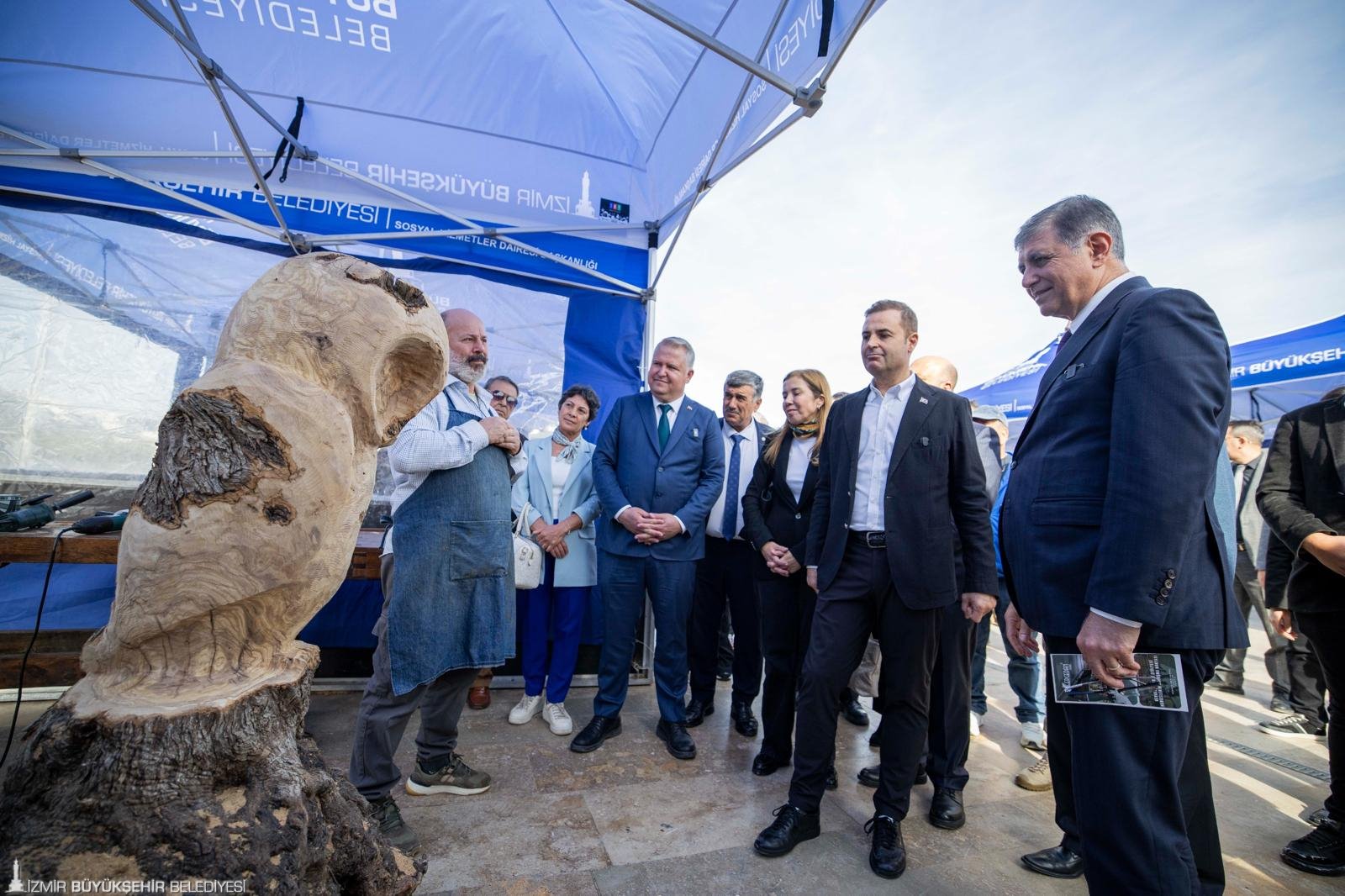 Izmirde Zeytin Kokulu Festival Basladi Sanat Ve Lezzet Bulustu 3