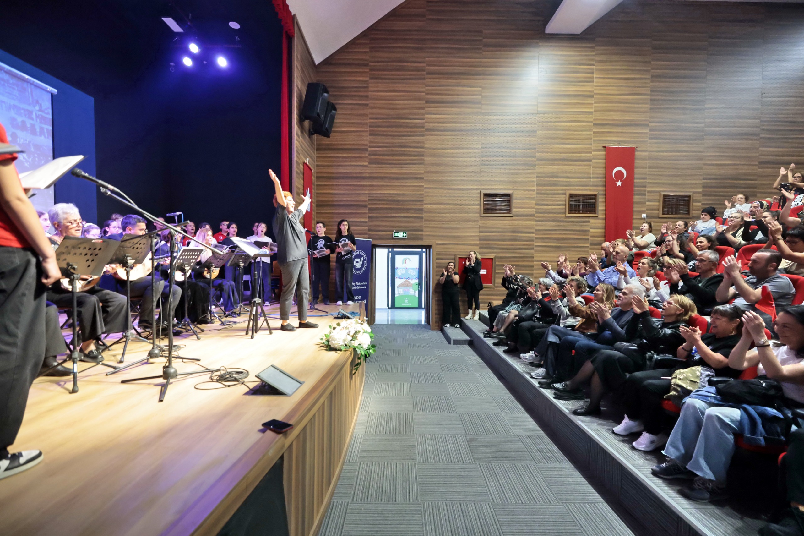 Konak Ata’sını Duygu Dolu Oratoryo Ile Andı (5)