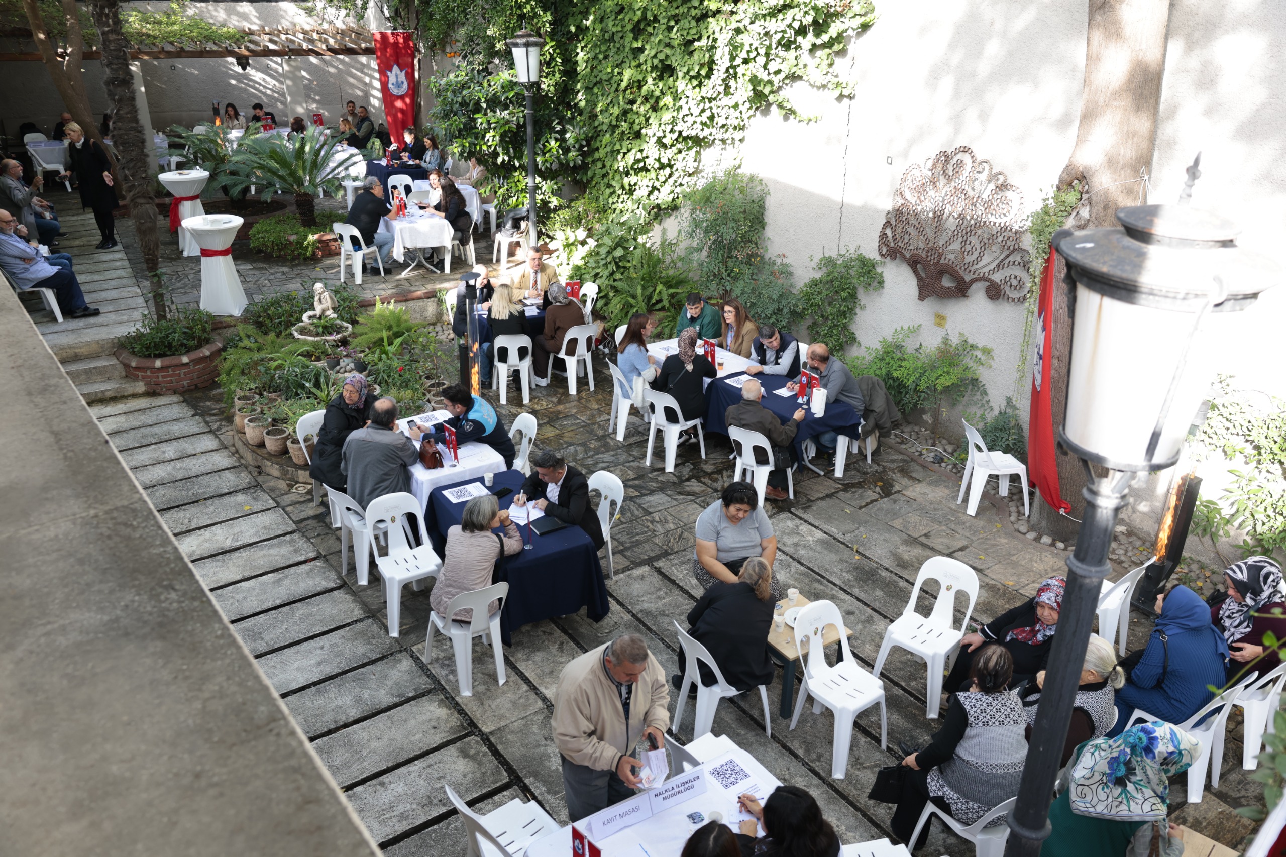 Konaklı Komşular Basmane’de Buluştu (4)