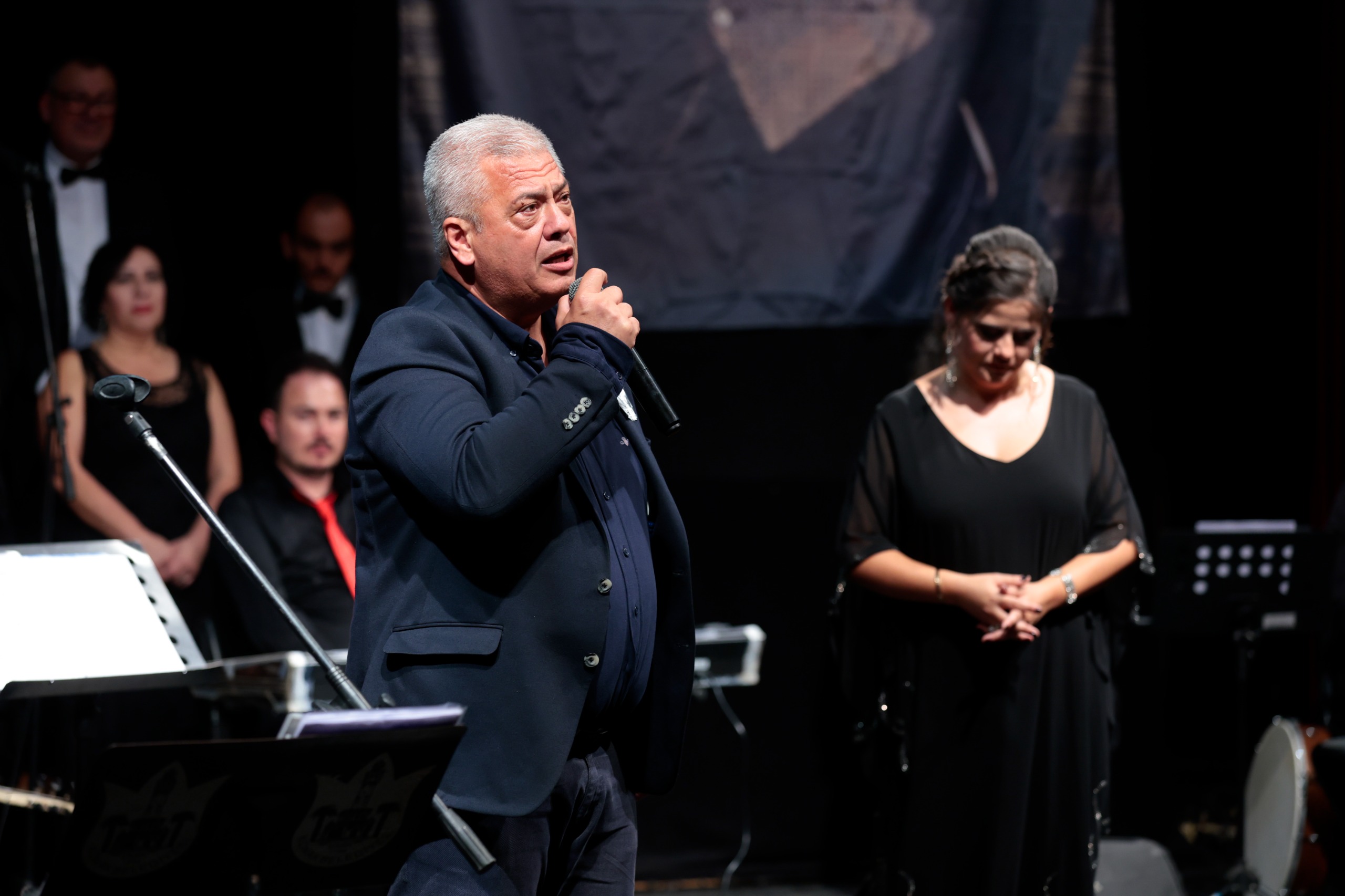 Konakta Sarkilar Ata Icin Soylendi 2