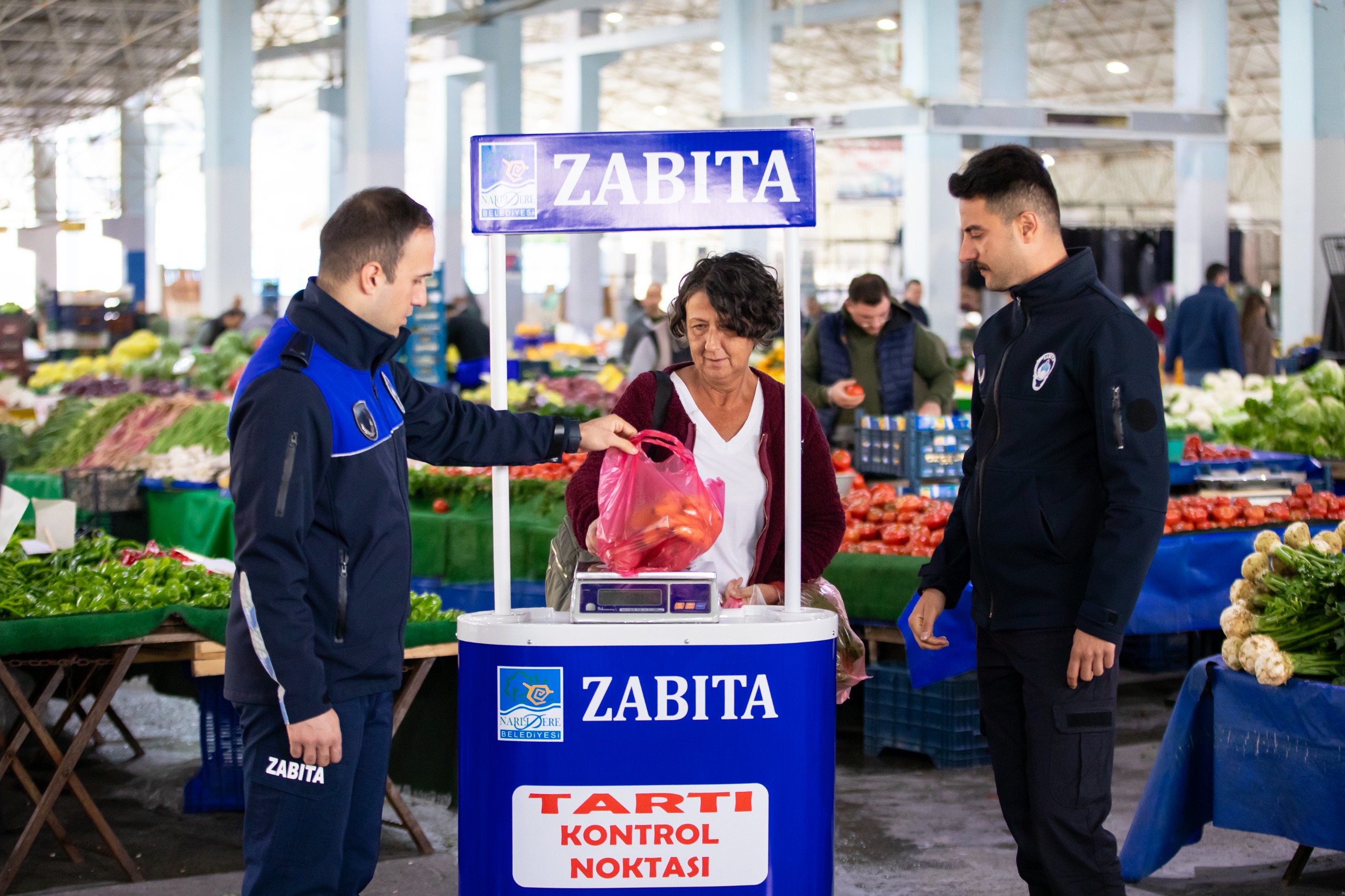 Narlidere Belediyesinden Pazar Yerinde Kapsamli Denetim 2