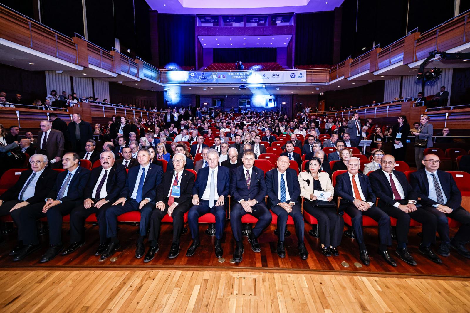 Ozgenerden Izmirmeets Aciklamalari Izmiri Oyun Kuran Bir Sehir Yapmak Istiyoruz 2