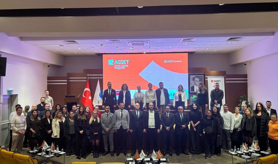 Sektor Uzmanlari Dis Ticaretin Gundemini Izmirdeki Panelde Masaya Yatirdi 13C767B51147 1100X650