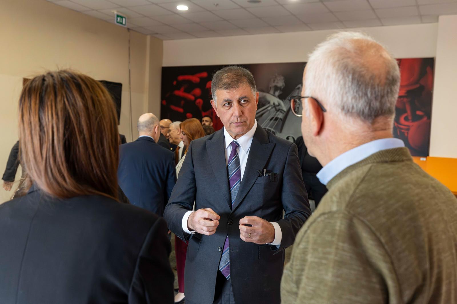 25.12.2025 9A18D0Ee 0C16 4Ccc 9838 39A7E59Caf1E