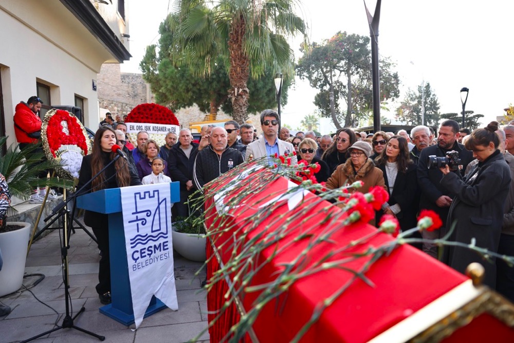 Çeşme Efsane Başkanını Uğurladıçeşme Efsane Başkanını Uğurladıphoto 2025 12 21 16 28 29 4