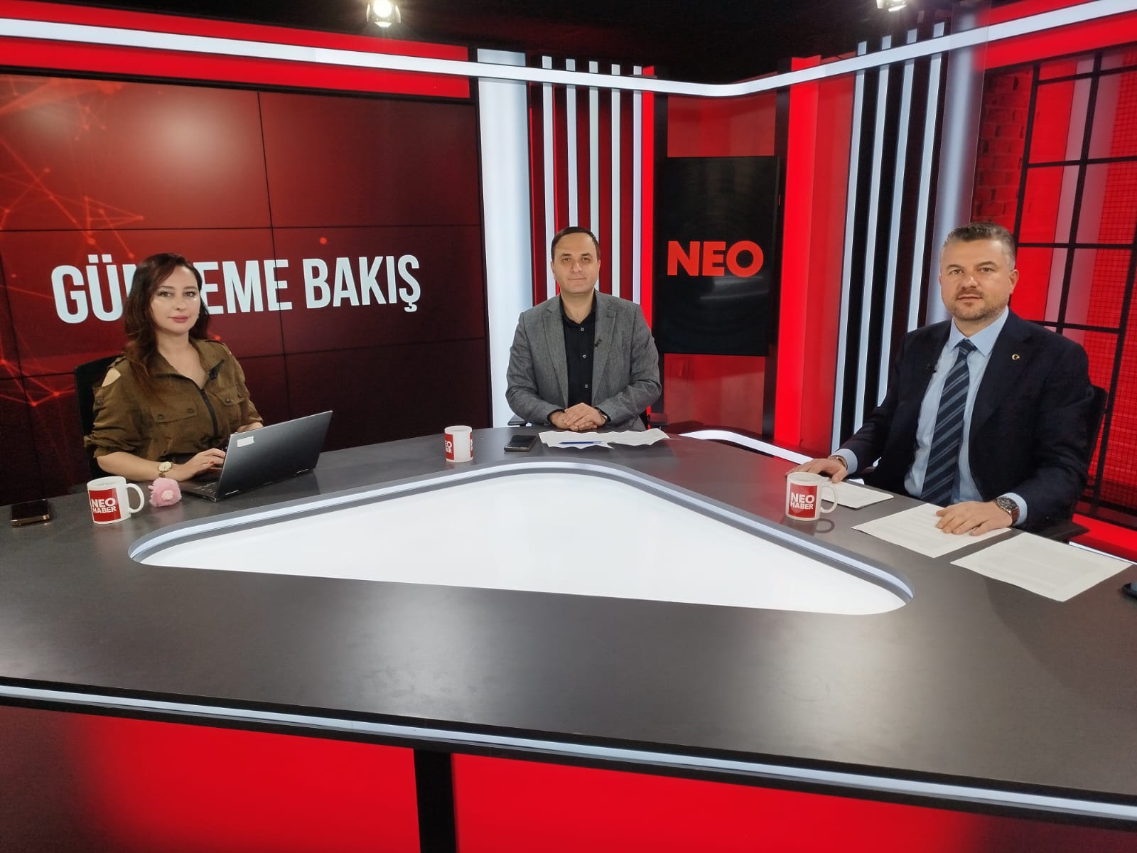 Duman Tum Kararlar Bana Ait Dedi Ve Ekledi Kimsenin Etkisi Altinda Olmadim Olmam 2