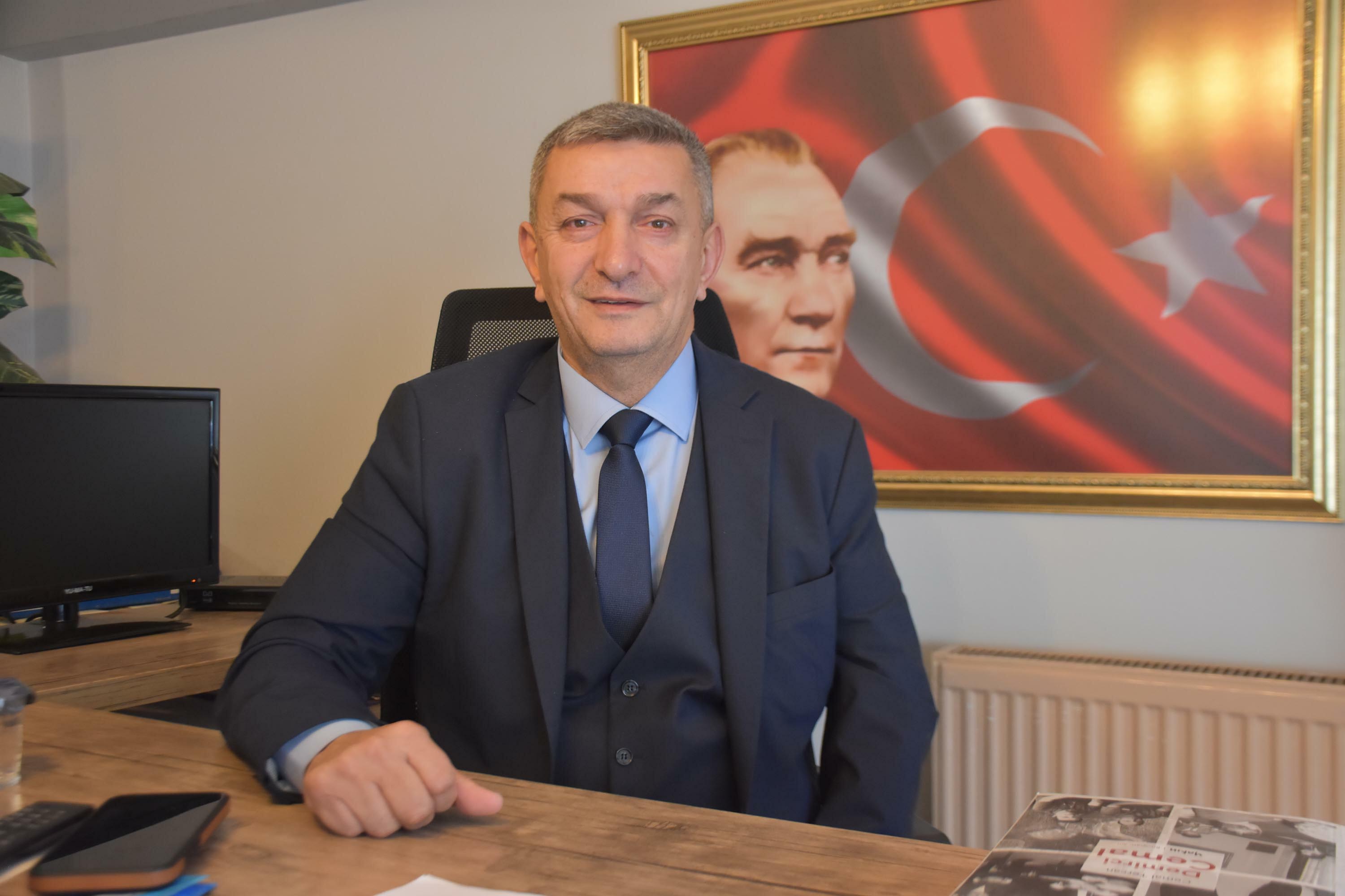 I Z M I R D E K I O T E L L E R I N Y U Z D E 90 I Y A N G I N Y 1079257 320308