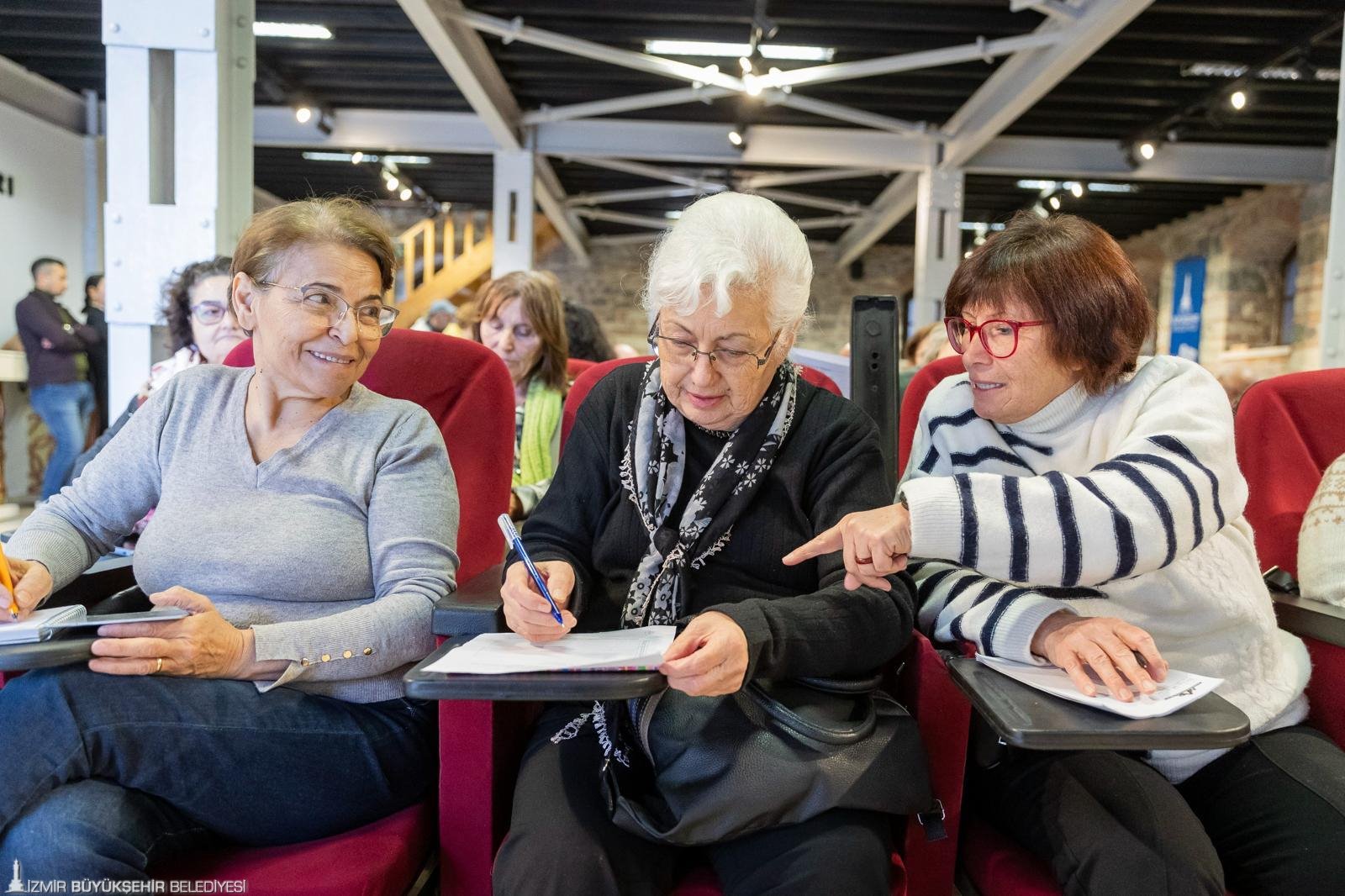Izmir Saglikta Yerel Yonetim Modeliyle Turkiyeye Ornek Oldu 8