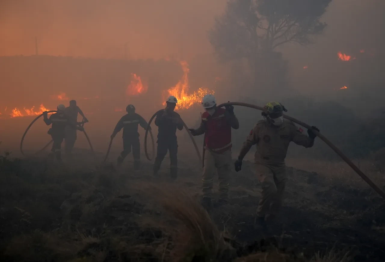 Izmir Yangin Haritasi Canli Nereden Takip Edilir Uydular Araciligiyla Yanginlar Gozle 3231607 202507031641 2