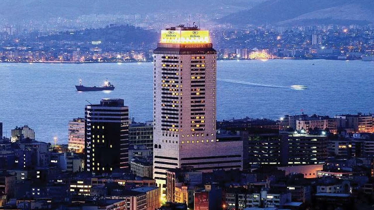 Izmirdeki Hilton Otelinde Flas Gelisme Hisseleri Satildi 1