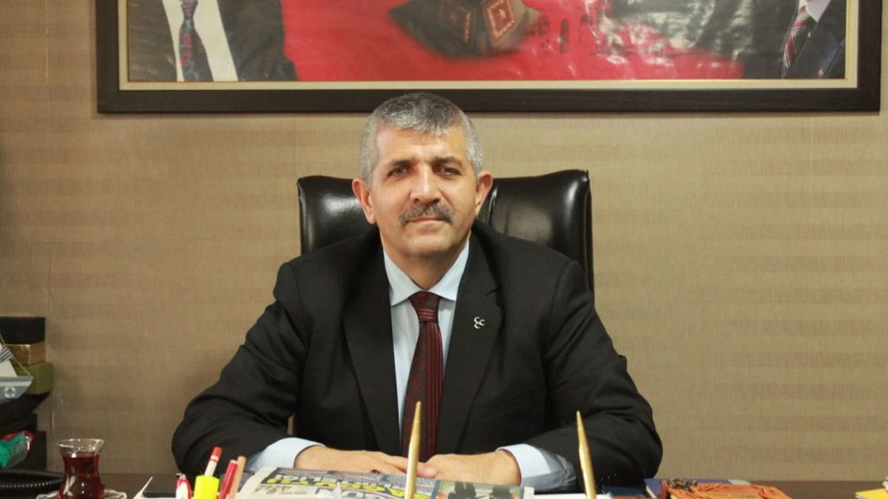 Mhpli Sahin O Belediyeye Sert Cikti Balkona Cikiyorum Cop Yigini 2