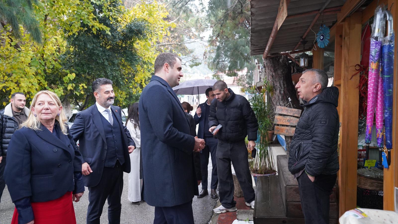 P H O T O 2025 12 25 19 18 10