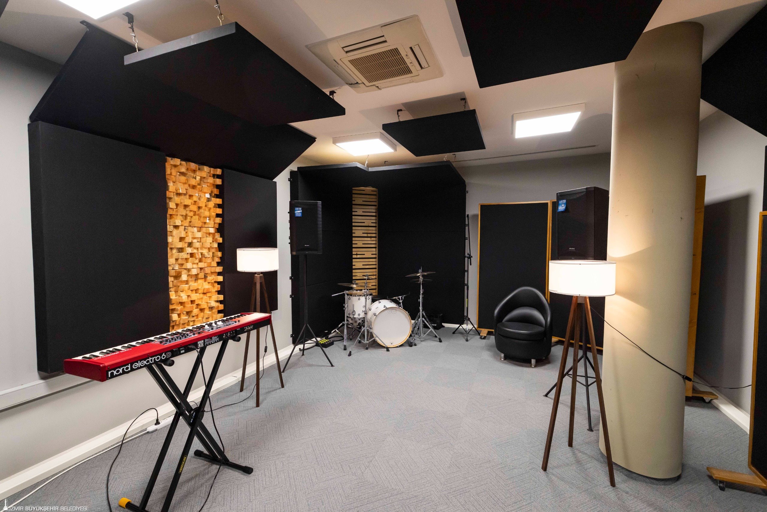 Studyo Kulturpark Hizmete Girdi 4