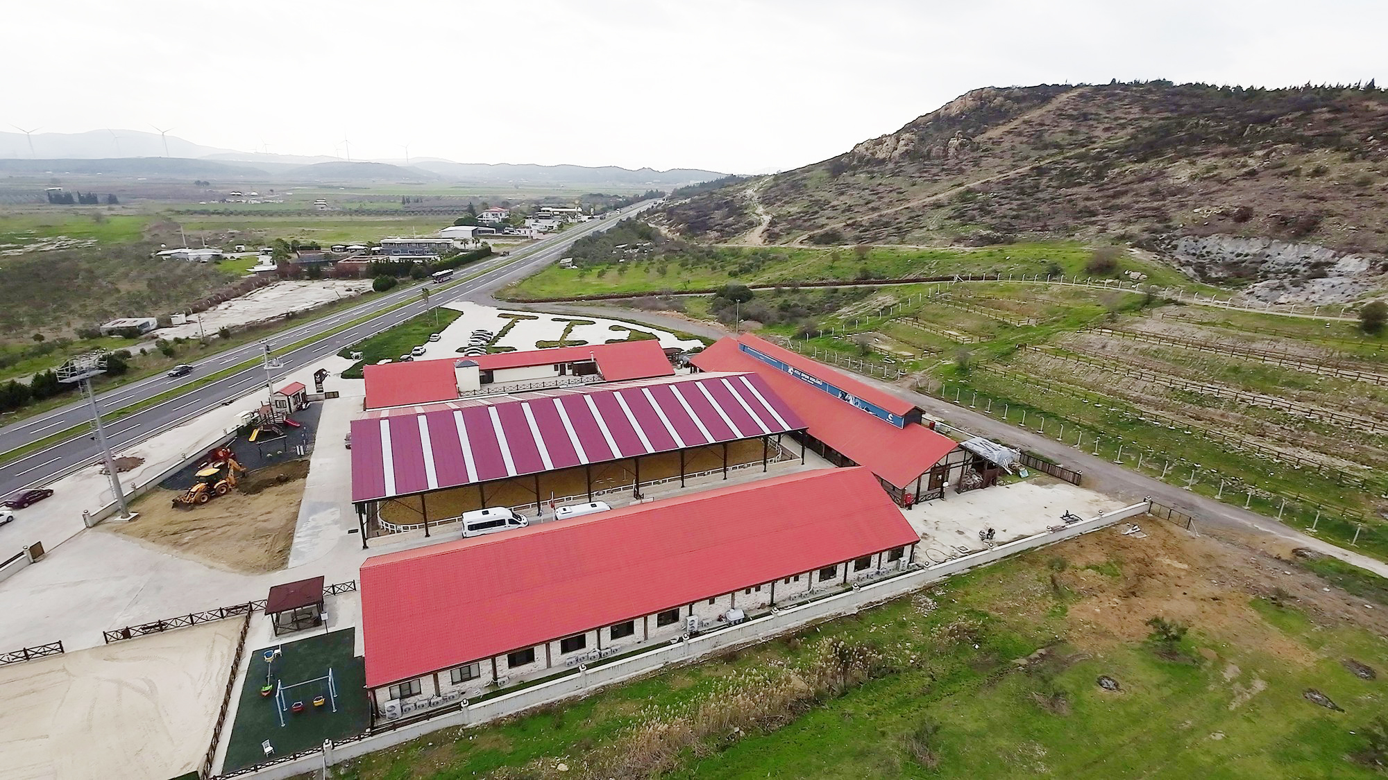 Aliapark Atla Terapi Ve Hipoterapi Merkezi Yeni Yüzüyle Hizmete Açıldı (2)