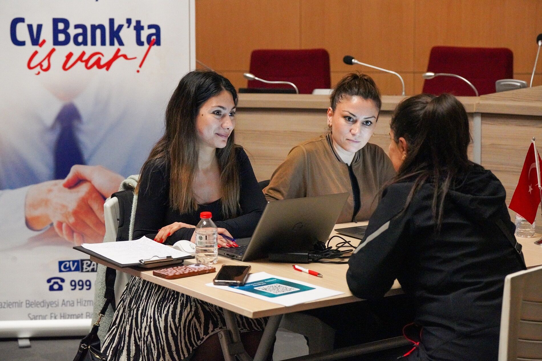 Cv Bank 2025 Yılında 967 Kişiyi Iş Sahibi Yaptı (1)
