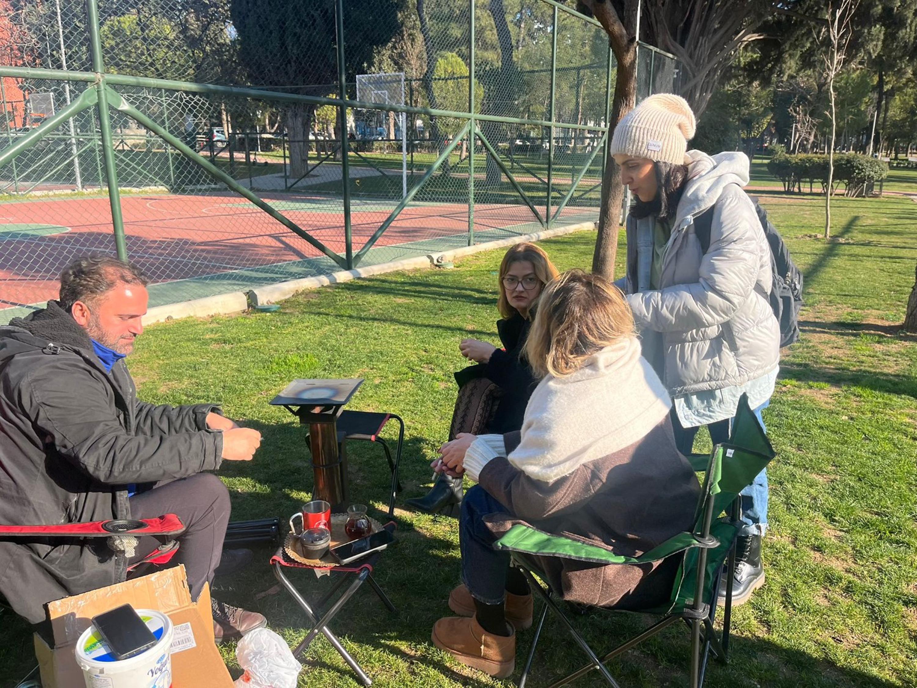 I Z M I R D E I B A N D O L A N D I R I C I L I G I N A K A R S I B R 1123192 333317-1