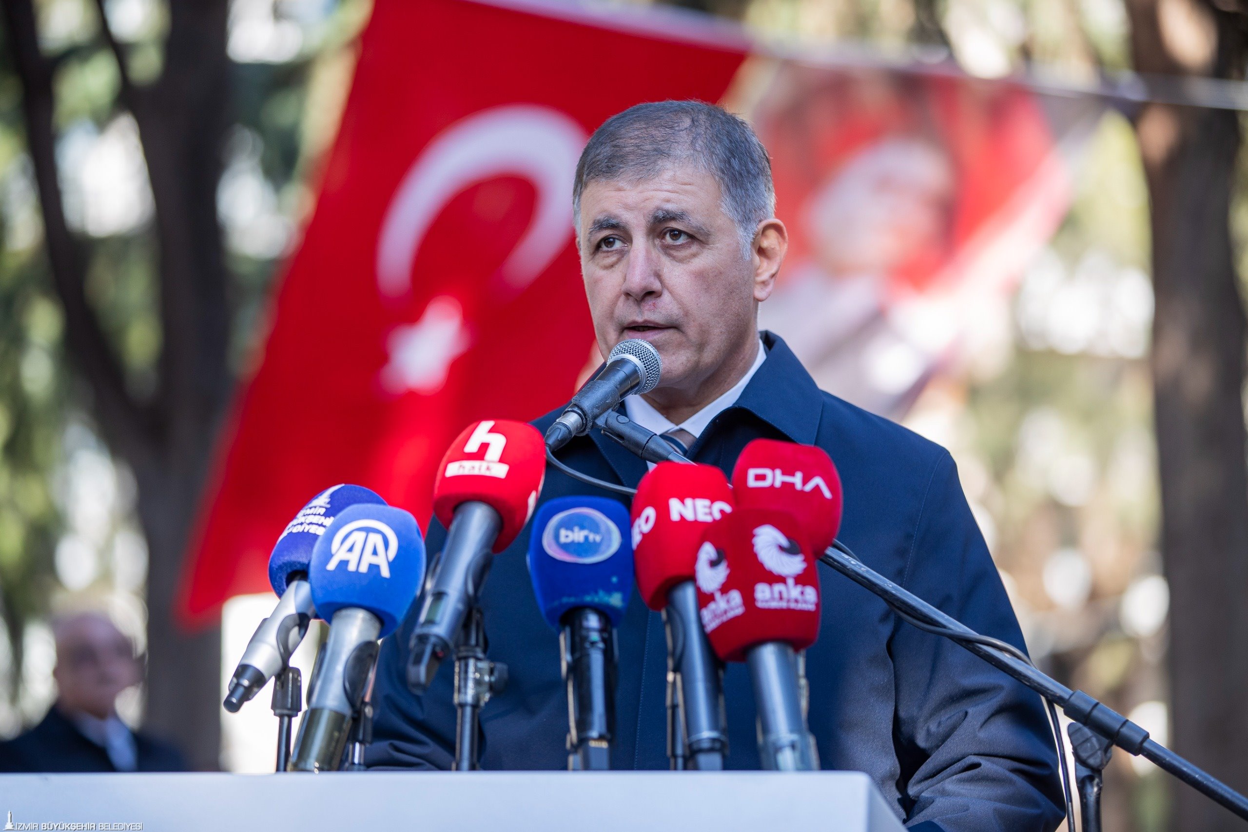 Izmirde Zubeyde Hanima Duygusal Anma 4