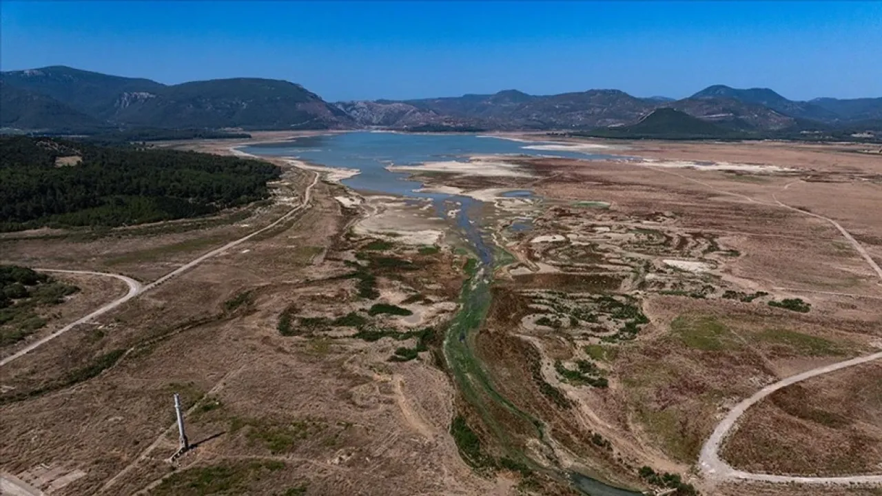 Izmirin Saganak Bilancosu En Cok Yagis Hangi Ilceye Dustu 2