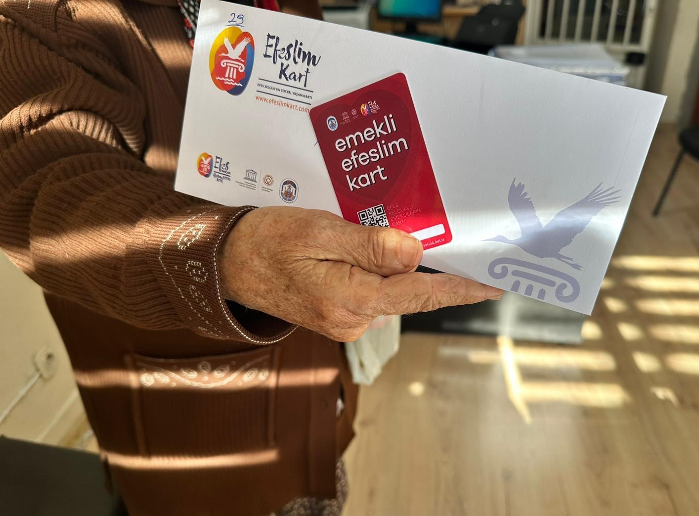 Selcukta Emekliye Nefes Aldiran Destek 2