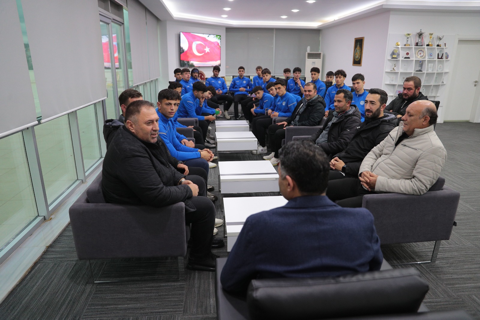 4 Aliağa Helvacı Spor U 18 Takımı İzmir Şampiyonu Oldu