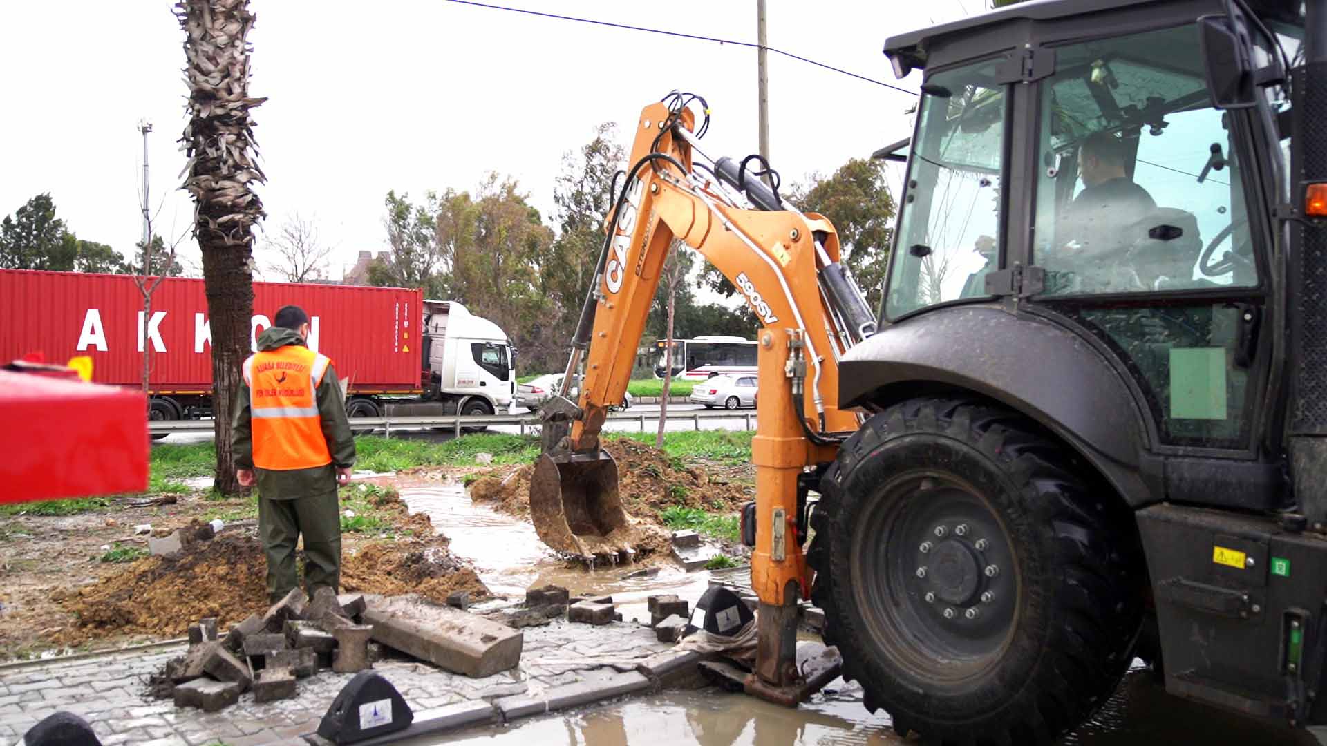 6 Aliağa Belediyesi Yağmur Sonrası Sahada