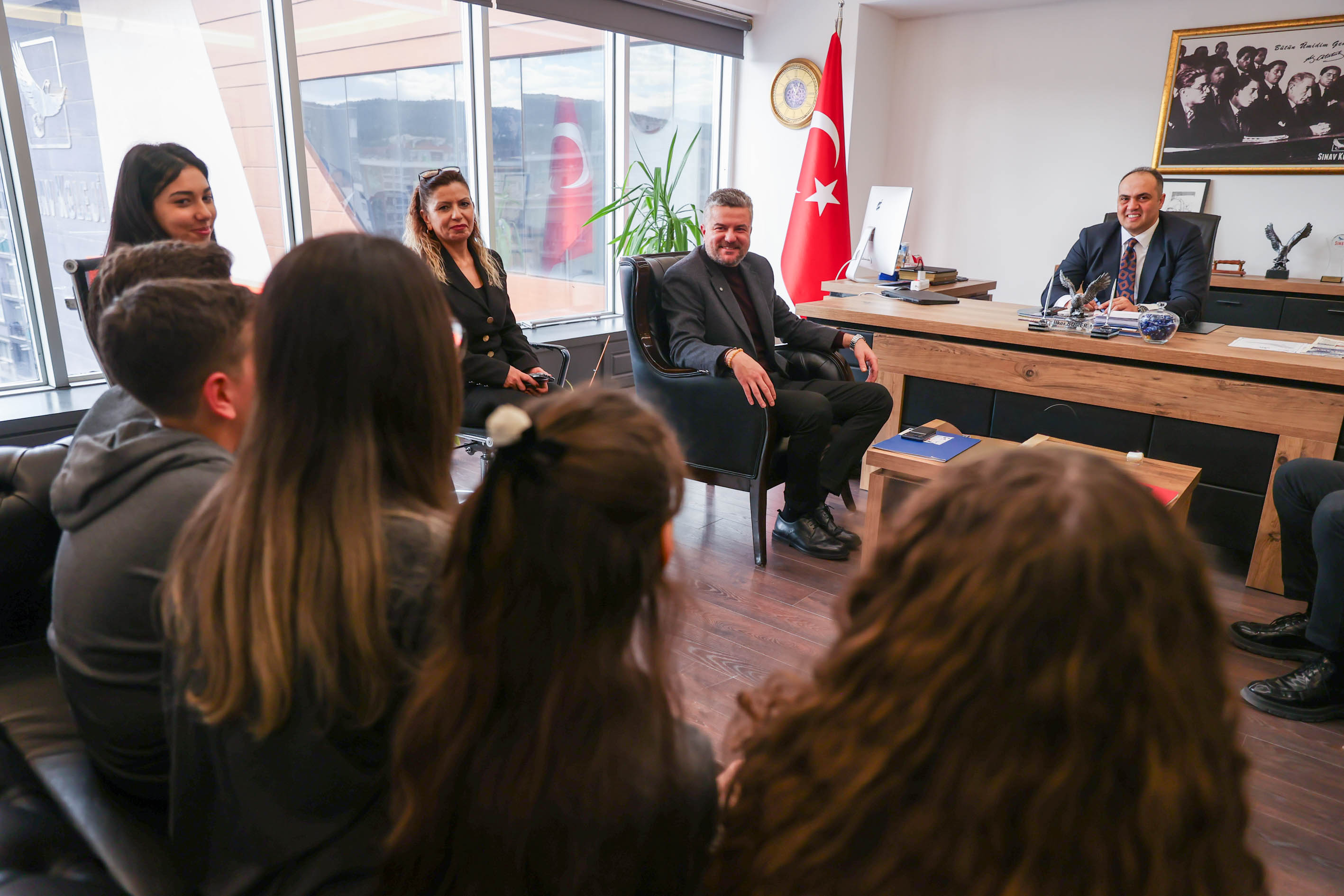 Baskan Dumandan Genc Mucitlere Tam Destek 2