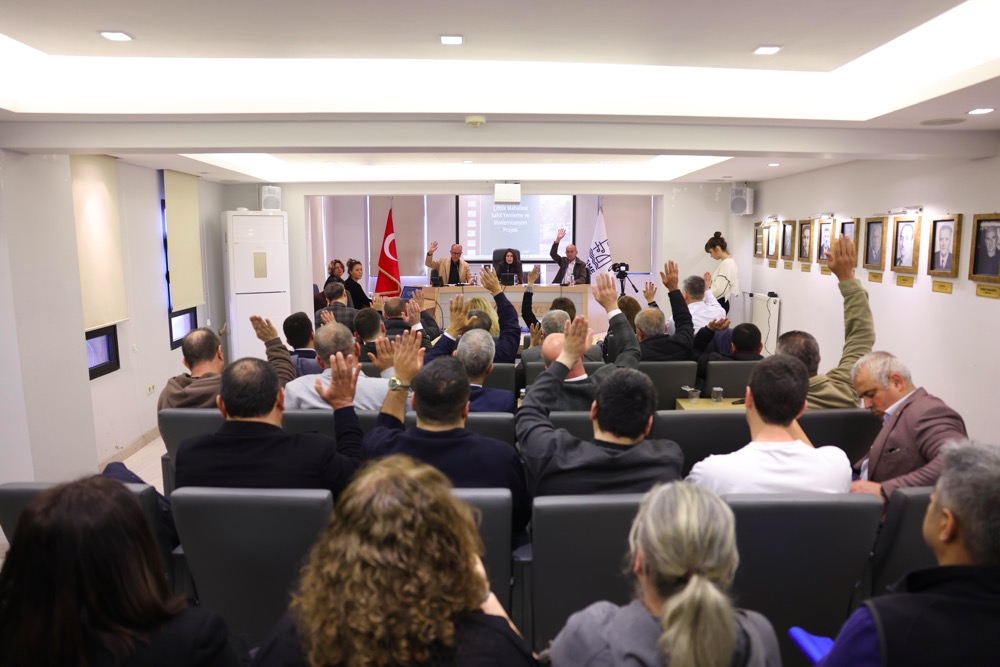 Çeşme Belediyesi Şubat Ayı Meclis Toplantısında Başkan Lâl Denizli Üç Önemli Projeyi Meclis Üyeleriyle Paylaştıphoto 2026 02 02 18 42 04 5