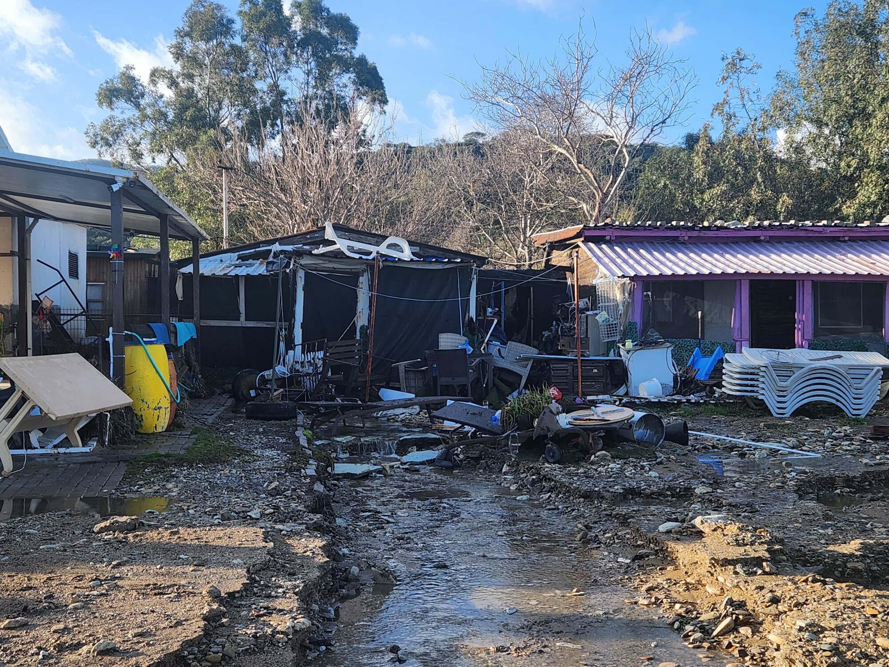 I Z M I R F O C A D A S A G A N A K D E R E L E R T A S T I D E 1165513 346222