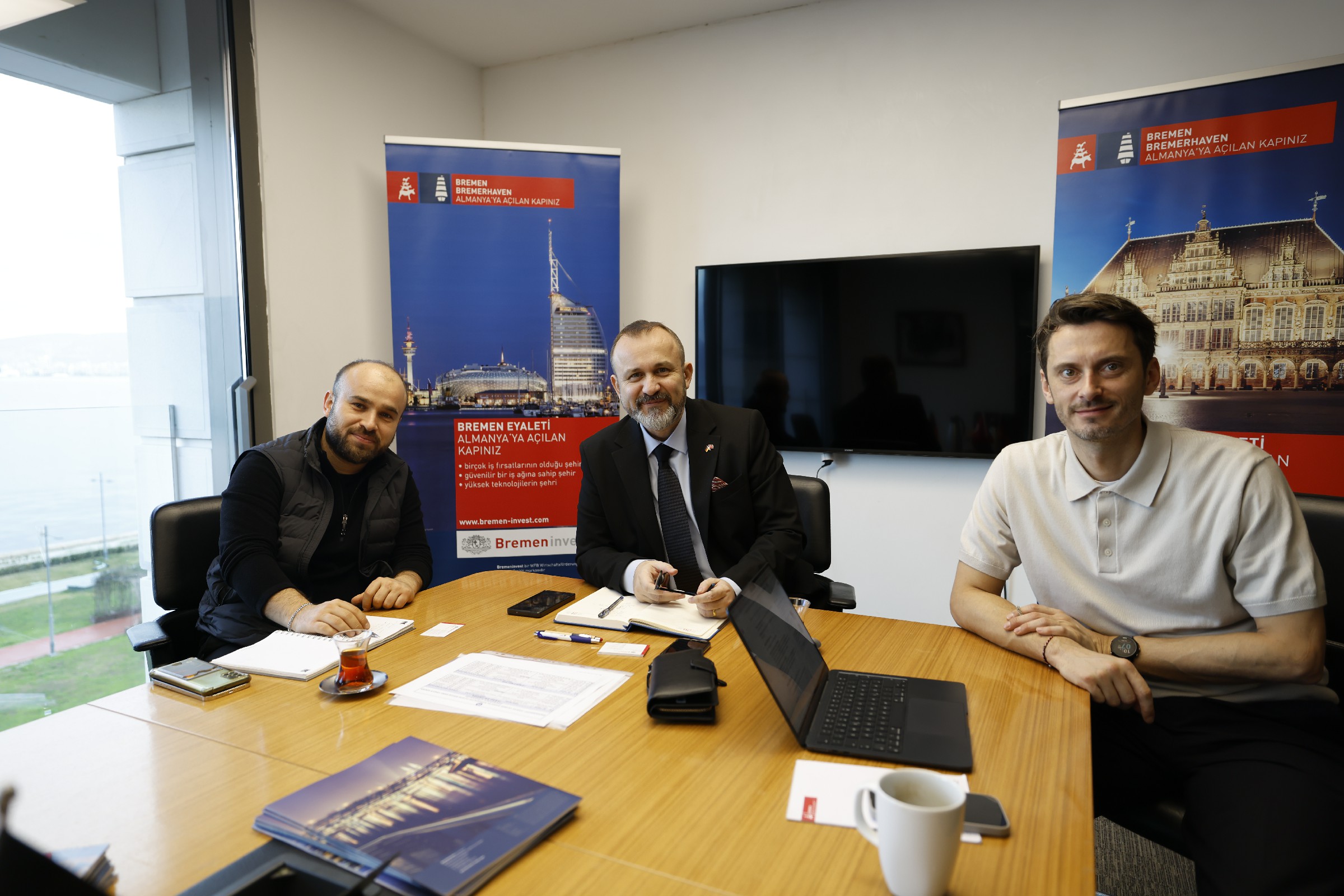 İzto’da 2 Günde 16 Önemli Görüşme (3)~1