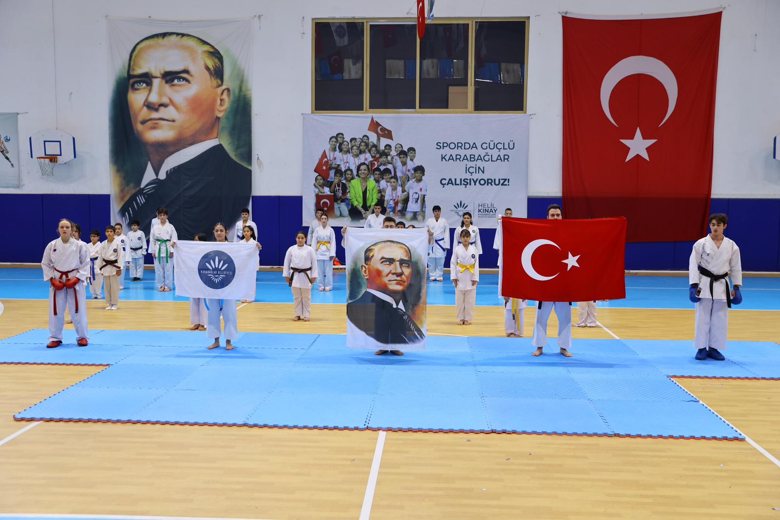 Karabaglarda Bayram Havasinda Somestr Spor Senligi 2