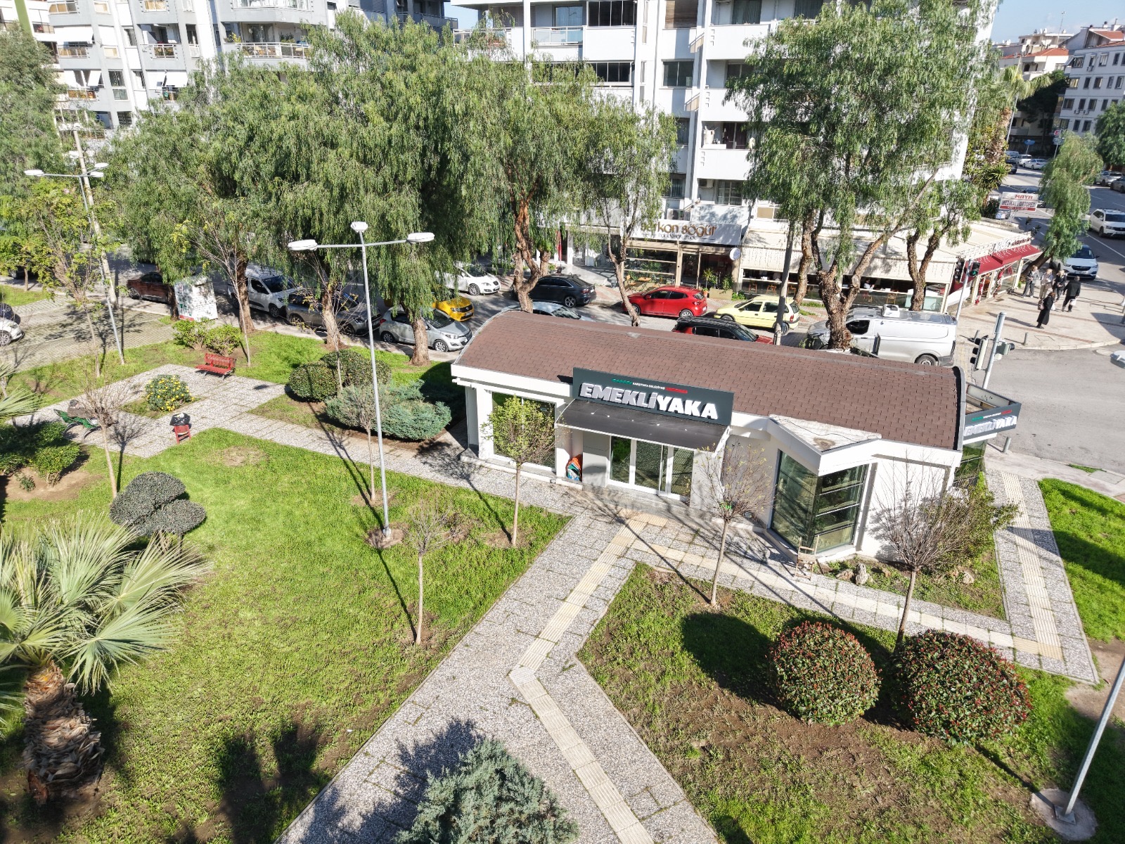 Karsiyakanin Cinarlarina Ozel Tesis Emekli Yaka Kapilarini Aciyor 2