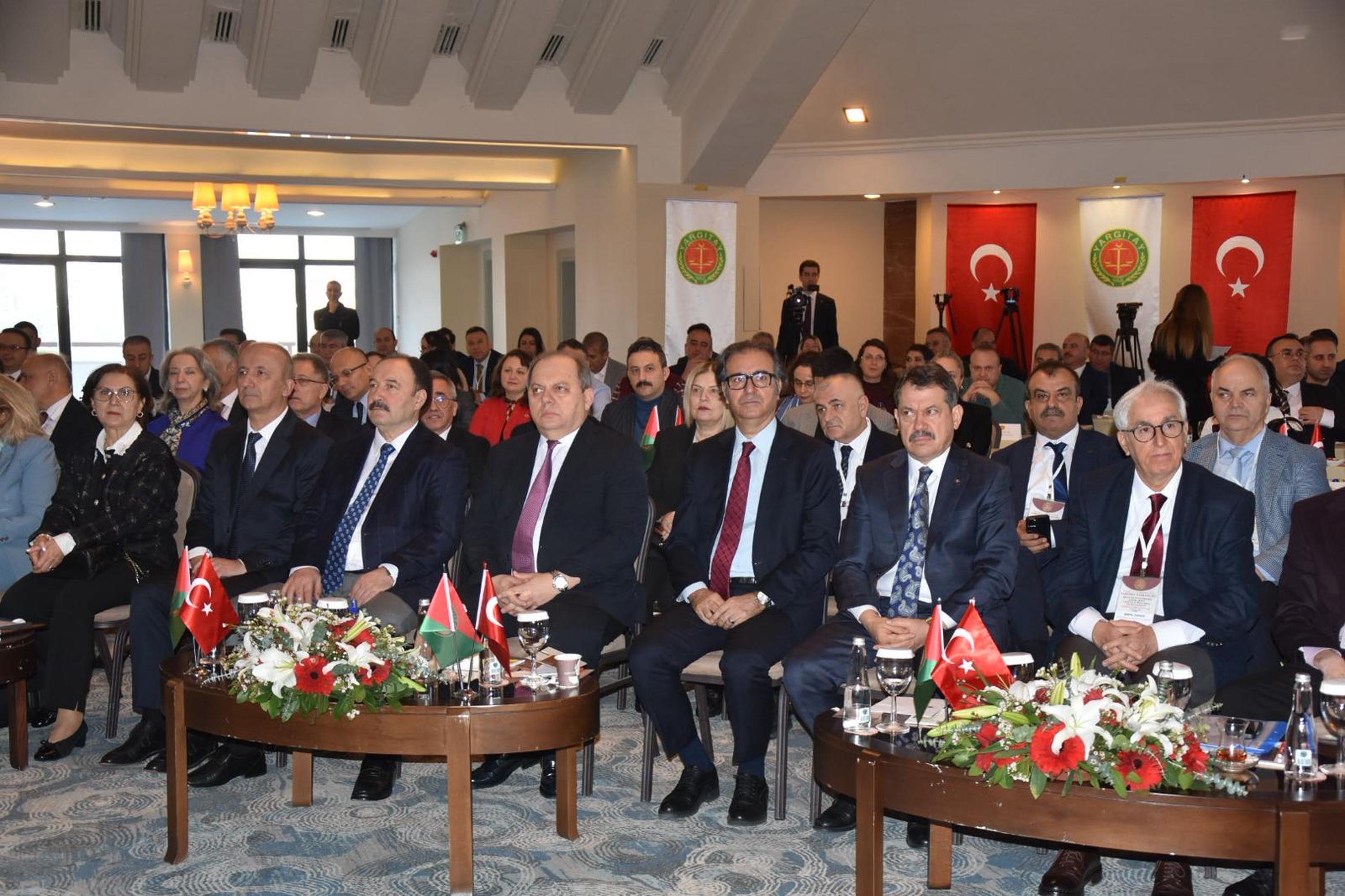 Y A R G I T A Y B A S K A N I K E R K E Z D E P R E M D O S Y A L A R 1149580 341383