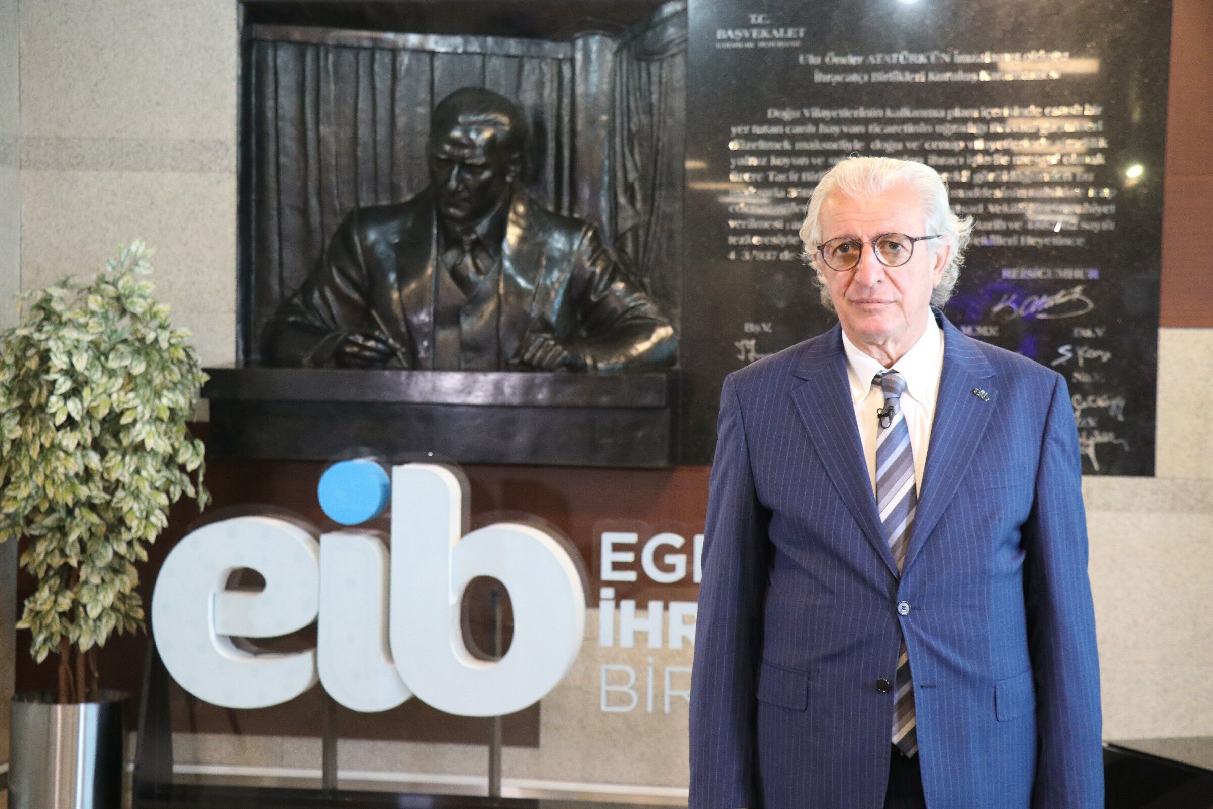 1772611233 1770101541 1670046946 301 C38 A C12 F E4 B20 B B E E7 E67 C A F A064 E