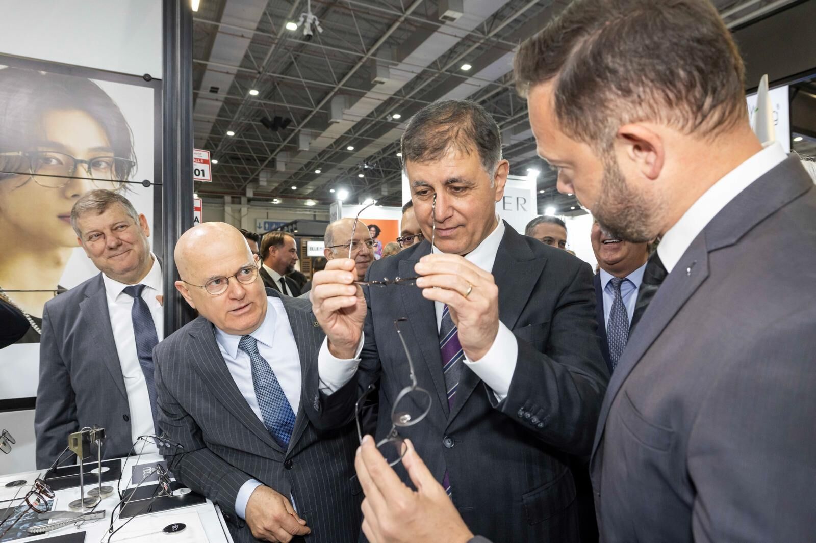 27.03.2026 369A9E13 21C2 4202 9Bf8 E4Cdd6822F00