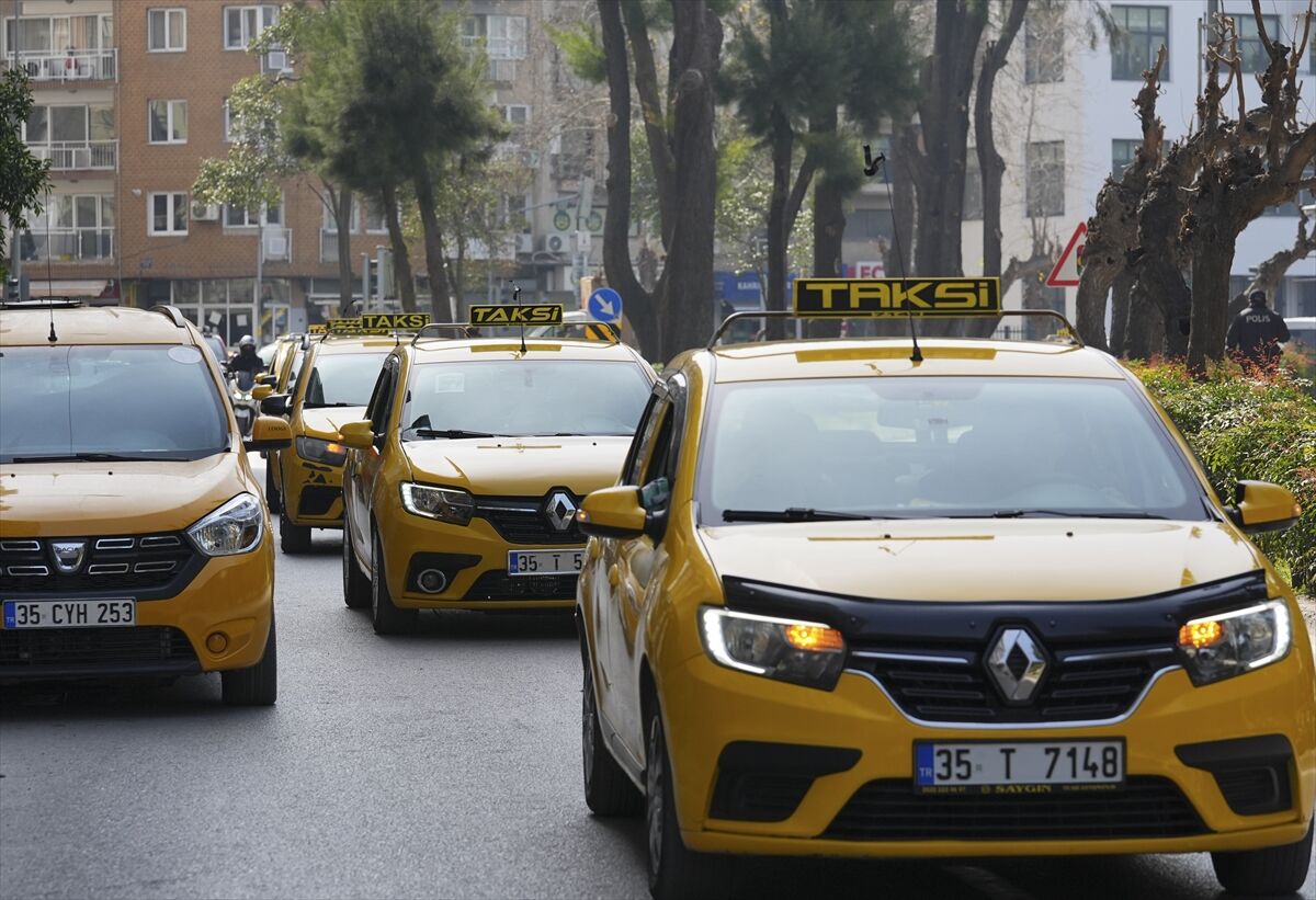 A A 20260311 40791354 40791353 I Z M I R D E O L D U R U L E N T A K S I S O F O R U I C I N M E S L E K T A S L A R I N D A N K O N V O Y L U T E P K I