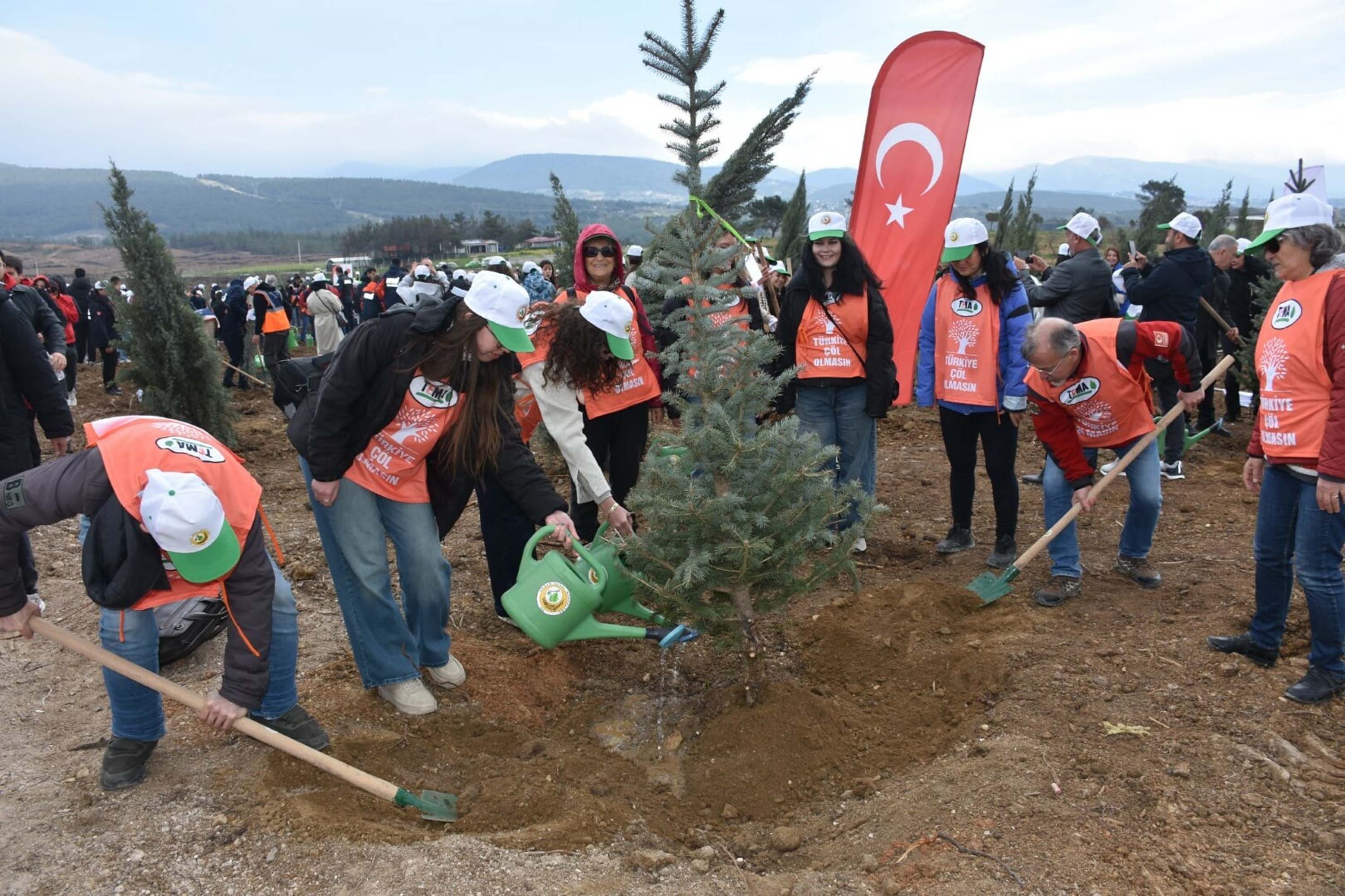 I Z M I R D E Y A N A N A L A N D A 15 B I N F I D A N T O P R A 1228238 365329