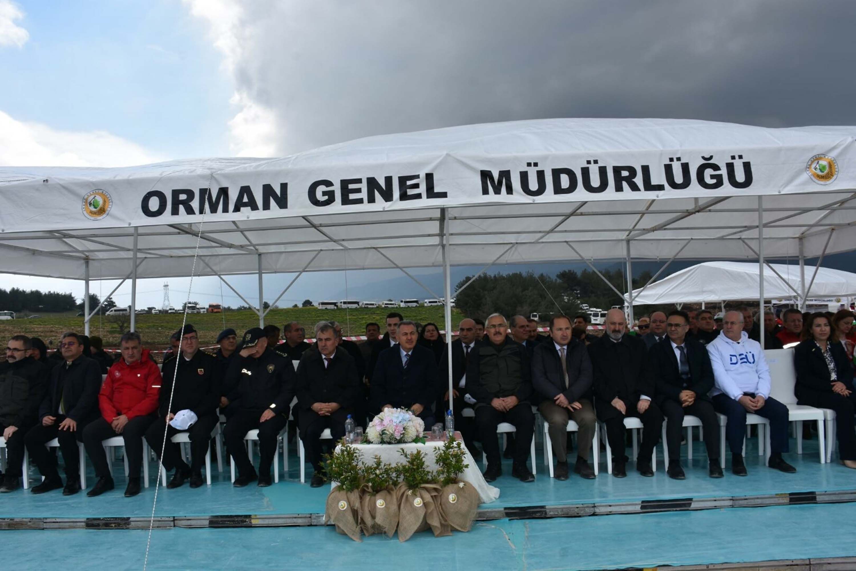 I Z M I R D E Y A N A N A L A N D A 15 B I N F I D A N T O P R A 1228243 365329