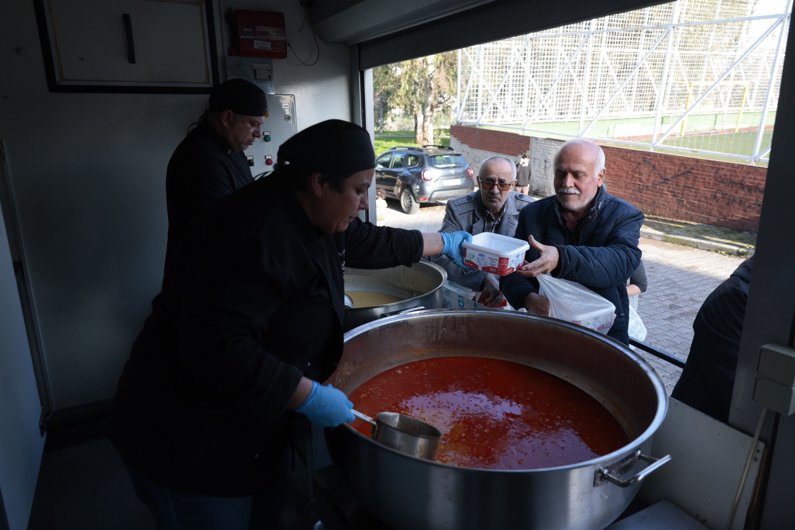 Konak’ta Ramazan Bereketi Zafertepe’den Başladı (4)