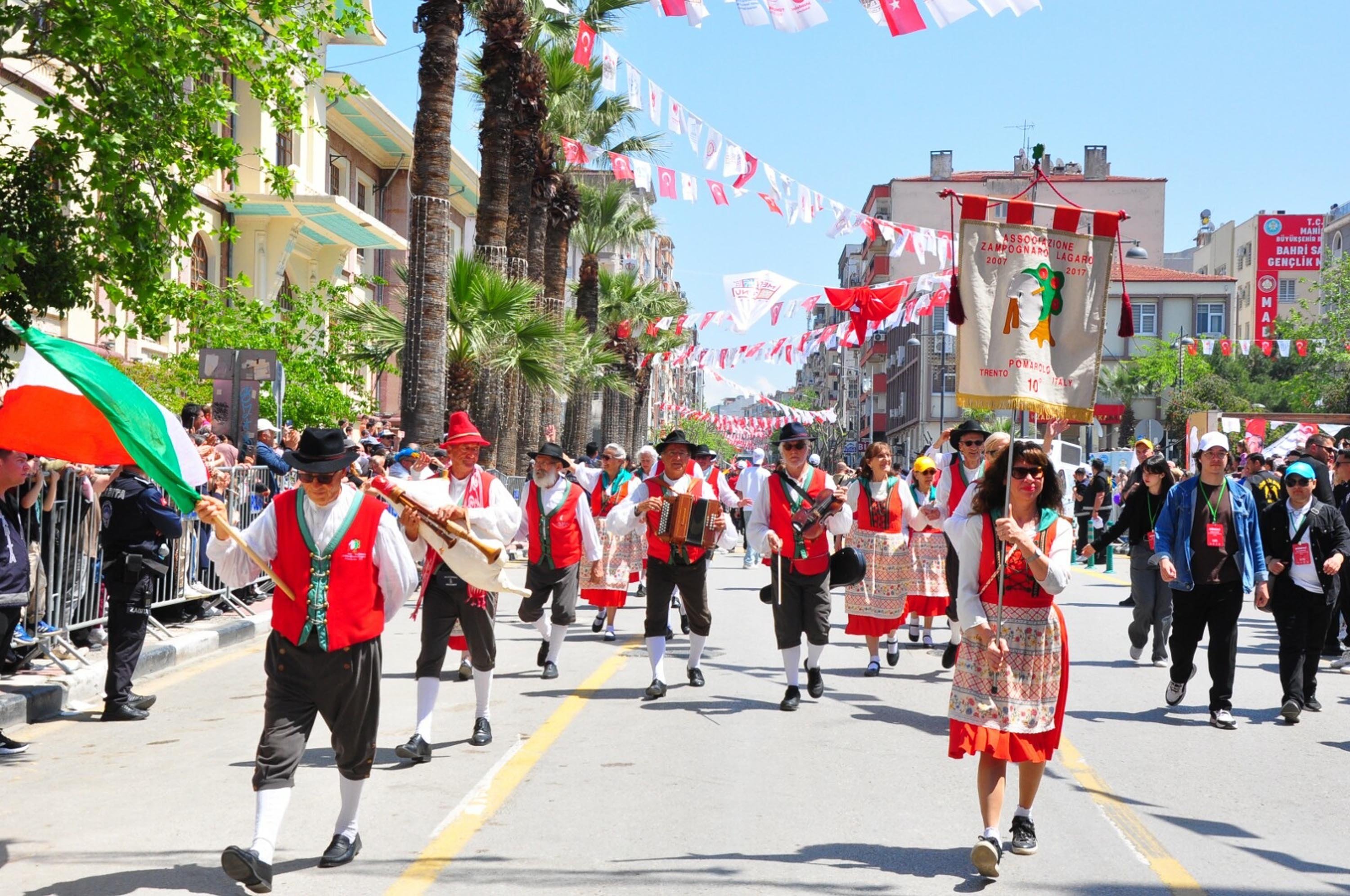 10 T O N M E S I R M A C U N U 20 D A K I K A D A S A C I L D I 1279357 380686