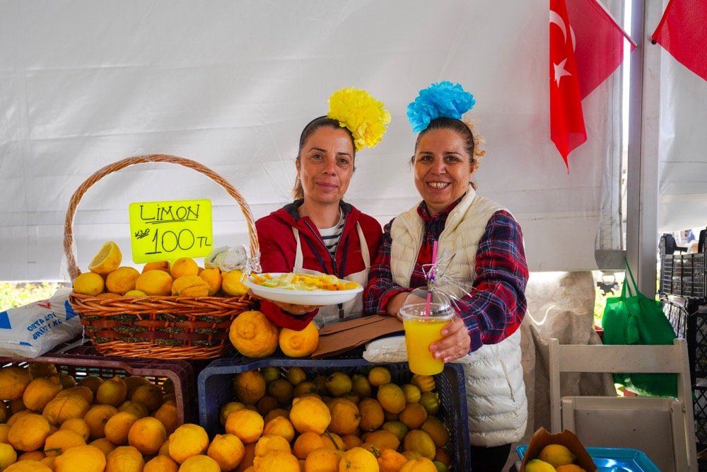 15. Uluslararası Alaçatı Ot Festivali’nde Stantlar Açıldı, Yarışmalar Ve Etkinlikler Hafta Sonu Boyunca Sürüyorimg 4019