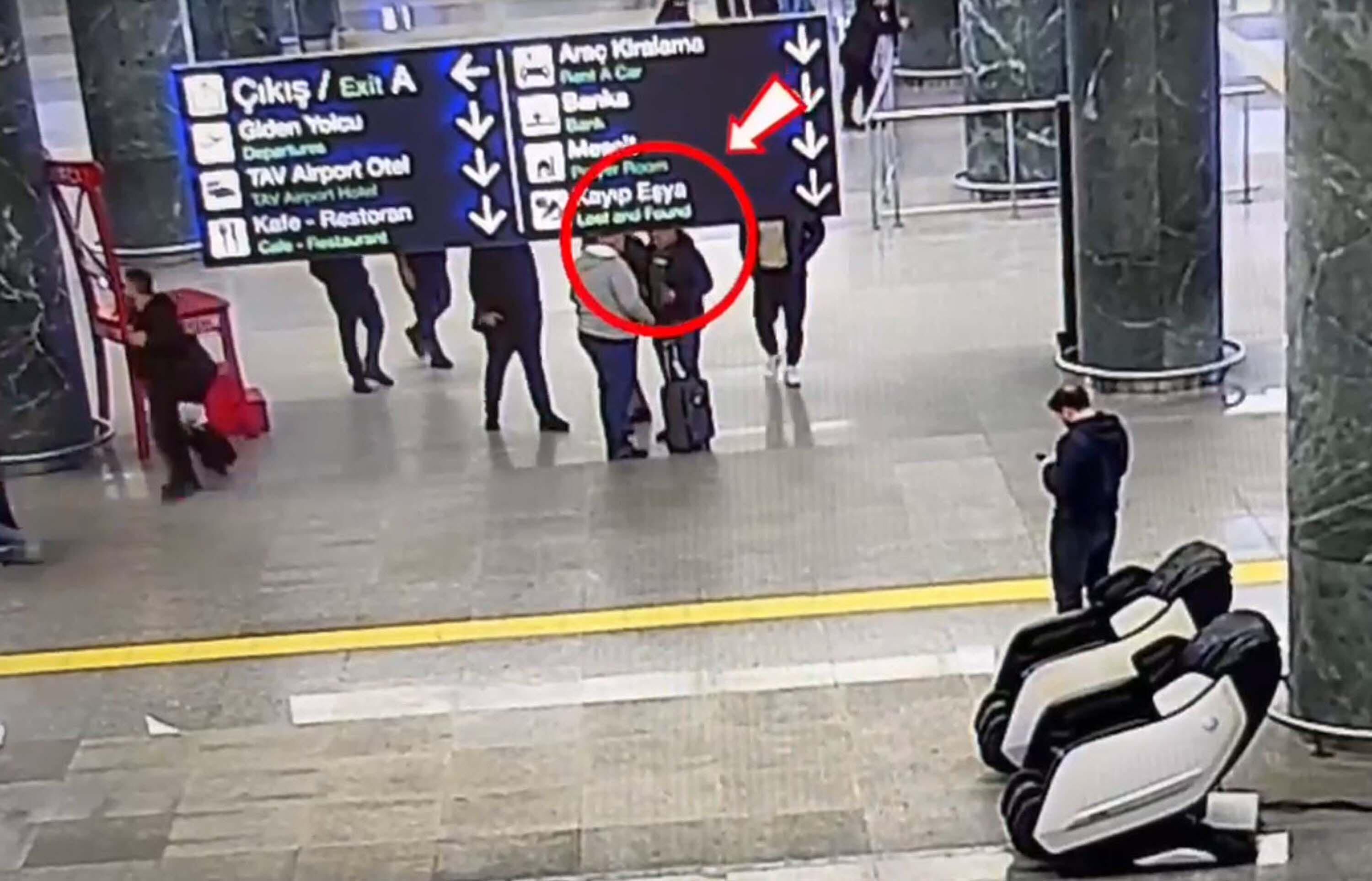 2 S U P H E L I N I N M I D E S I N D E N 127 K A P S U L U Y U S T 1248680 371487