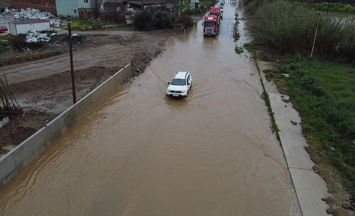 A A 20260404 41011171 41011164 I Z M I R D E S A G A N A K N E D E N I Y L E T A R I M A R A Z I L E R I V E K A R A Y O L U S U A L T I N D A K A L D I