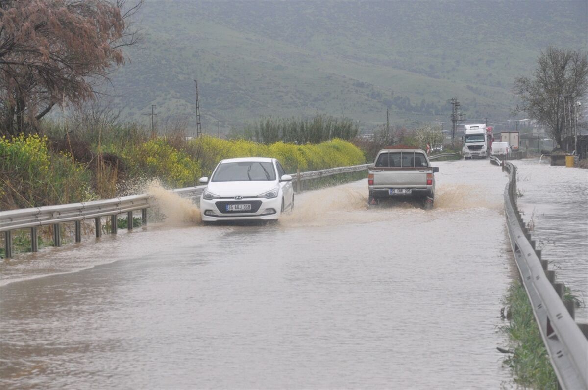 A A 20260404 41011171 41011170 I Z M I R D E S A G A N A K N E D E N I Y L E T A R I M A R A Z I L E R I V E K A R A Y O L U S U A L T I N D A K A L D I