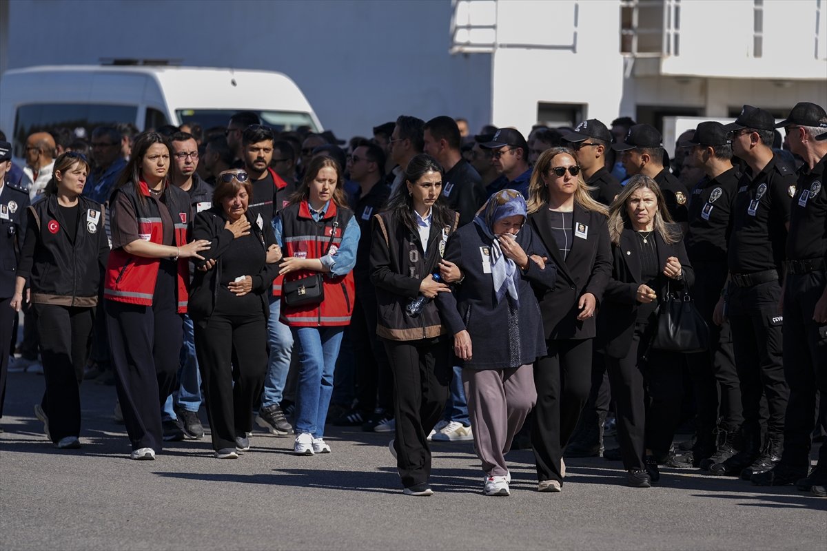 A A 20260430 41248856 41248853 I Z M I R D E K A Z A D A S E H I T O L A N P O L I S M E M U R U N U N C E N A Z E S I M E M L E K E T I N E U G U R L A N D I