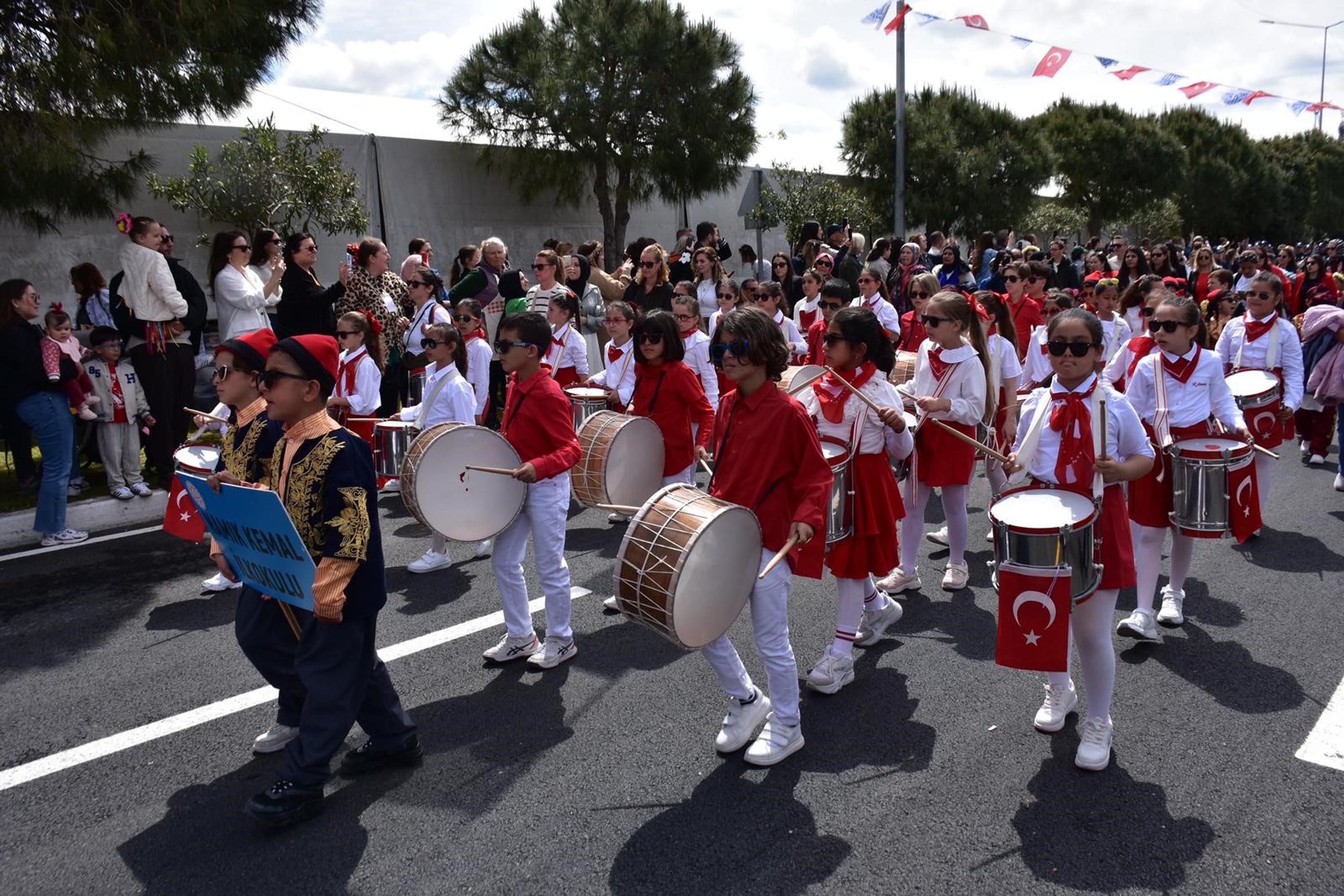 A L A C A T I O T F E S T I V A L I N D E R E N K L I K O R T E J 1275287 379533